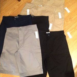 Brand New Old Navy Boys School UniformShortsSize16